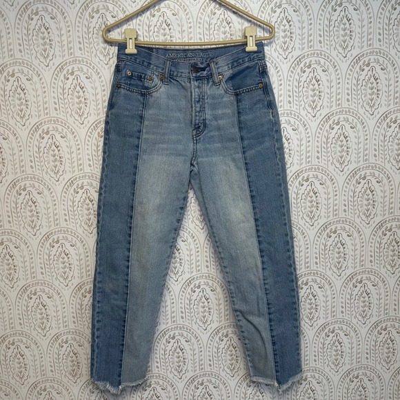 American Eagle Outfitters Denim - American Eagle Outfitters Vintage Mid Rise Colorblock Frayed Hem Jeans size 4
